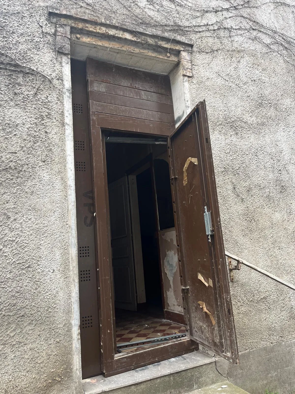 Porte anti-squat Sierra Sécurité